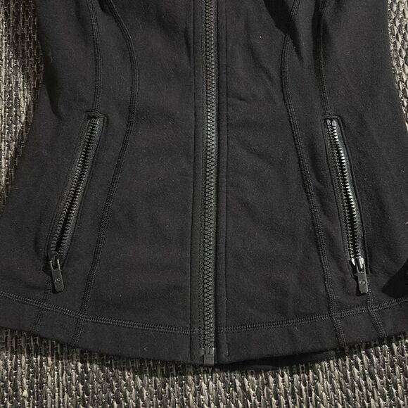 Lululemon Define Jacket - Picture 3 of 9